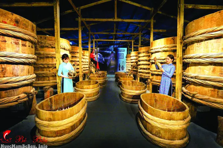 Tìm Hiểu Nguồn Gốc Người Chăm Từ Vương Quốc Champa Và Nhóm Ngôn Ngữ Mã Lai-đa Đảo Tìm Hiểu Nguồn Gốc Người Chăm Từ Vương Quốc Champa Và Nhóm Ngôn Ngữ Mã Lai-đa Đảo
