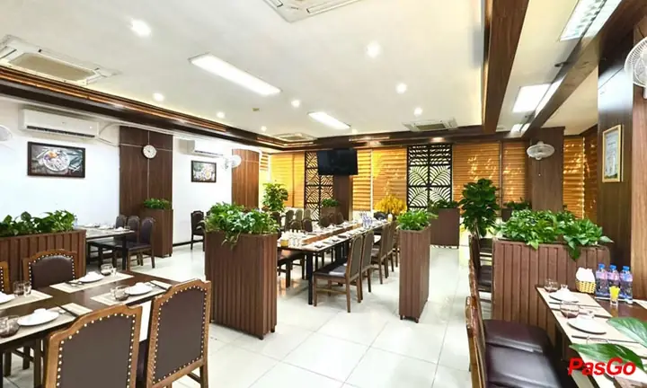 Khám Phá Nhà Hàng Vũ Bảo Trần Thái Tông: Địa Chỉ Và Món Đặc Sản Truyền Thống Khám Phá Nhà Hàng Vũ Bảo Trần Thái Tông: Địa Chỉ Và Món Đặc Sản Truyền Thống