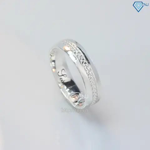 Tổng Hợp Mẫu Nhẫn Bạc Nam Đeo Ngón Trỏ Đẹp Và Chất Lượng Cho Nam Giới Tổng Hợp Mẫu Nhẫn Bạc Nam Đeo Ngón Trỏ Đẹp Và Chất Lượng Cho Nam Giới
