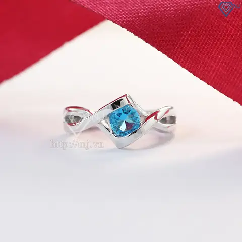 Khám Phá Nhẫn Bạc Nữ Đính Đá Xanh: Các Loại Đá Và Mẫu Thiết Kế Từ Bạc 925 Khám Phá Nhẫn Bạc Nữ Đính Đá Xanh: Các Loại Đá Và Mẫu Thiết Kế Từ Bạc 925