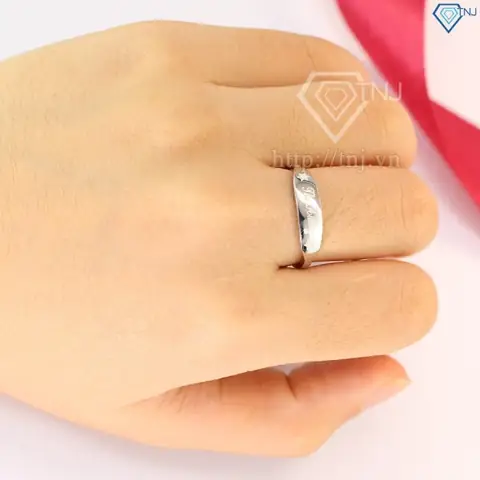 Tổng Hợp Nhẫn Bạc Nữ Trơn Đơn Giản Đẹp Và Gợi Ý Chọn Mua Cho Phái Đẹp Tổng Hợp Nhẫn Bạc Nữ Trơn Đơn Giản Đẹp Và Gợi Ý Chọn Mua Cho Phái Đẹp