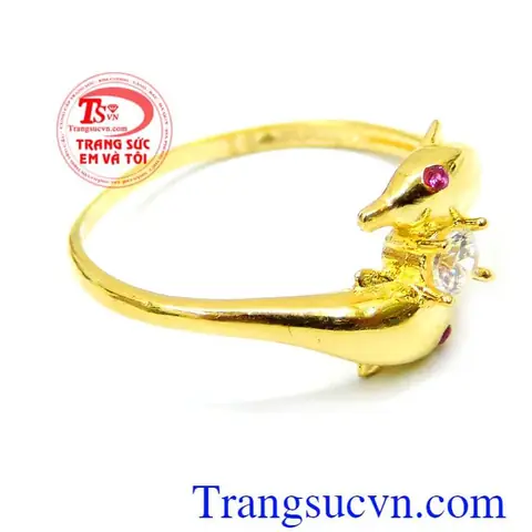 Giải Nghĩa Nhẫn Cá Heo: Biểu Tượng May Mắn Và Thông Điệp Ý Nghĩa Cho Người Đeo Giải Nghĩa Nhẫn Cá Heo: Biểu Tượng May Mắn Và Thông Điệp Ý Nghĩa Cho Người Đeo
