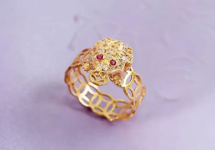 Nhẫn Con Cóc Vàng 18k: Ý Nghĩa, Cách Đeo Đúng Phong Thủy Và Giá Thành Tham Khảo Nhẫn Con Cóc Vàng 18k: Ý Nghĩa, Cách Đeo Đúng Phong Thủy Và Giá Thành Tham Khảo