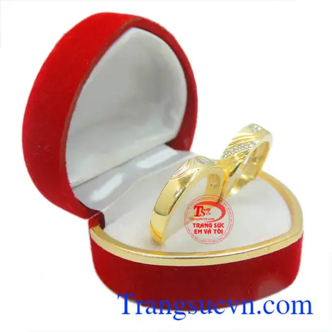 Cập Nhật Bảng Giá Nhẫn Cưới Vàng Tây Giá Rẻ Và Gợi Ý Nơi Mua Cho Cặp Đôi Sắp Cưới