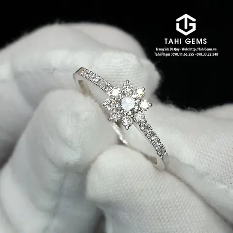 Tổng Hợp Nhẫn Kim Cương Giá 10 Triệu: Top Mẫu Đẹp Và Địa Chỉ Mua Uy Tín