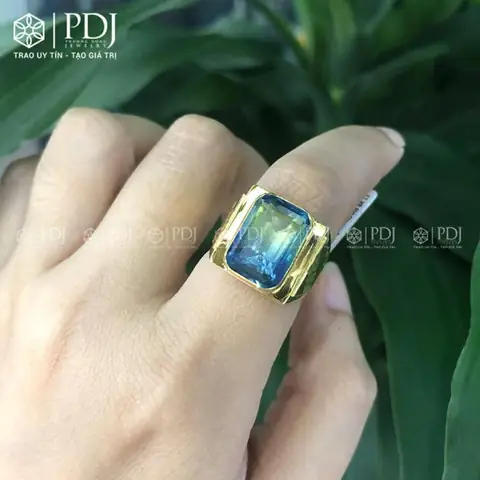 Tổng Hợp Nhẫn Nam Đá Topaz Xanh Dương: Ý Nghĩa Phong Thủy Và Kinh Nghiệm Chọn Mua Cho Nam Giới Tổng Hợp Nhẫn Nam Đá Topaz Xanh Dương: Ý Nghĩa Phong Thủy Và Kinh Nghiệm Chọn Mua Cho Nam Giới