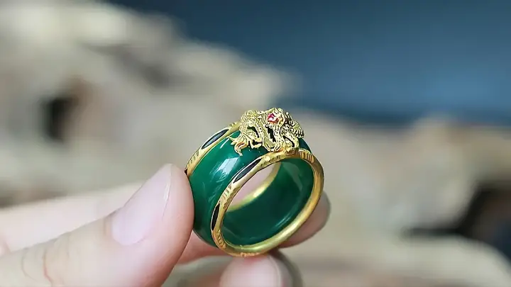 Cách Chọn Nhẫn Phong Thủy Mệnh Mộc Cho Nam: Top Loại, Màu Sắc Và Ngón Đeo Chuẩn Phong Thủy