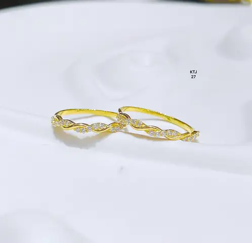 Cách Chọn Và Mua Nhẫn Trang Sức Vàng Tây: Hướng Dẫn Chi Tiết Cho Người Mới