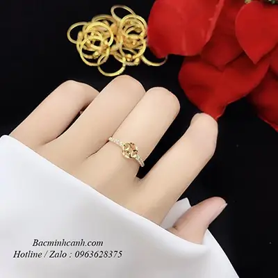 Nhẫn Vàng 10k Đính Đá: Giá, Mẫu Mã, Cách Chọn Và Mua Thông Minh