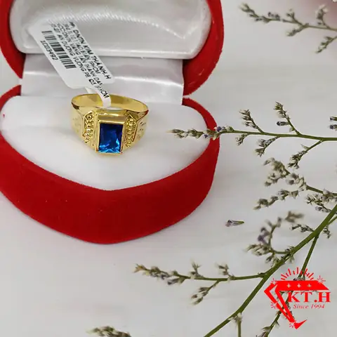 Gợi Ý Chọn Nhẫn Vàng Cho Em Bé Trai: Các Mẫu Phong Thủy, Chất Liệu Và Lưu Ý Quan Trọng Gợi Ý Chọn Nhẫn Vàng Cho Em Bé Trai: Các Mẫu Phong Thủy, Chất Liệu Và Lưu Ý Quan Trọng
