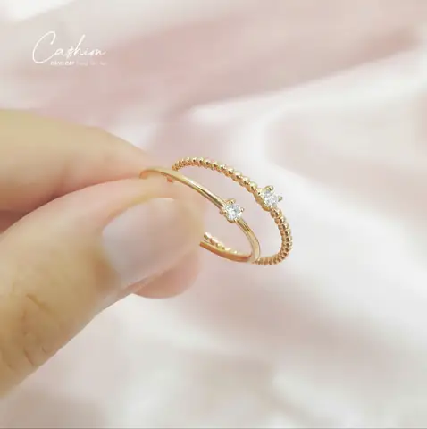 Nhẫn Vàng Kim Cương Nữ: Hướng Dẫn Chọn Mua, Giá Thành & Các Loại Phổ Biến Nhẫn Vàng Kim Cương Nữ: Hướng Dẫn Chọn Mua, Giá Thành & Các Loại Phổ Biến