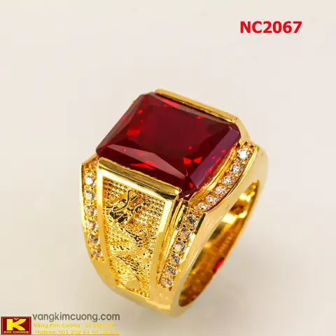 Nhẫn Vàng Tây Nam Mặt Đá Đỏ Có Tốt Không Và Nên Chọn Mua Thế Nào?