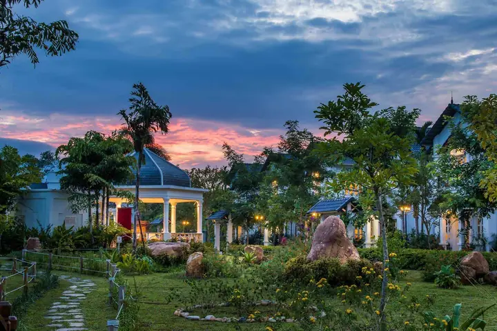 Gợi Ý Những Khu Resort Đẹp Gần Hà Nội Cho Chuyến Nghỉ Dưỡng Cuối Tuần