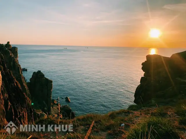 Khám Phá Mũi Điện – Nơi Đón Bình Minh Sớm Nhất Việt Nam Dành Cho Du Khách Trên Đất Liền Khám Phá Mũi Điện – Nơi Đón Bình Minh Sớm Nhất Việt Nam Dành Cho Du Khách Trên Đất Liền