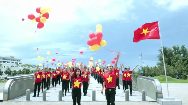 Hướng Dẫn Nhảy Tập Thể Bài Nối Vòng Tay Lớn Cho Đội Dân Vũ Và Câu Lạc Bộ Hướng Dẫn Nhảy Tập Thể Bài Nối Vòng Tay Lớn Cho Đội Dân Vũ Và Câu Lạc Bộ