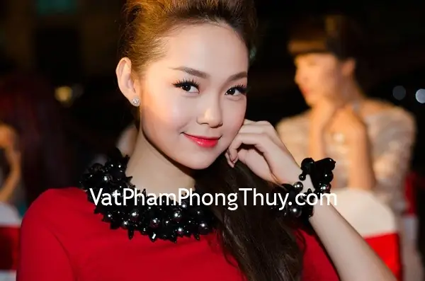 Giải Mã Tướng Mũi Rồng Ở Phụ Nữ: Vận Mệnh, Tính Cách Và Đặc Điểm Dáng Mũi Giải Mã Tướng Mũi Rồng Ở Phụ Nữ: Vận Mệnh, Tính Cách Và Đặc Điểm Dáng Mũi