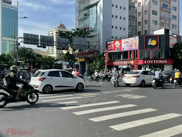 Tổng Hợp Quán Ăn Đường Đinh Tiên Hoàng Theo Khu Vực Nổi Bật Cho Người Đi Ăn Thực Tế Tổng Hợp Quán Ăn Đường Đinh Tiên Hoàng Theo Khu Vực Nổi Bật Cho Người Đi Ăn Thực Tế