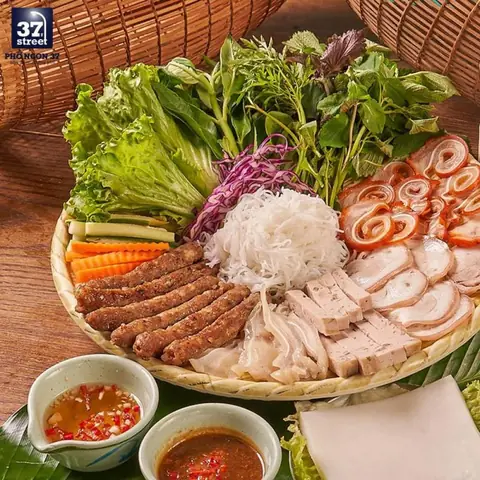 Tổng Hợp Quán Ăn Ngon Gần Đại Học Quốc Gia Cầu Giấy Dành Cho Sinh Viên
