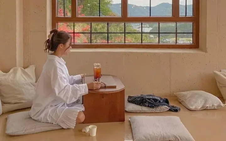 Bỏ Túi Quán Cà Phê Ngủ Trưa Sài Gòn: Top Cafe Giường Nằm Cho Giới Trẻ Bỏ Túi Quán Cà Phê Ngủ Trưa Sài Gòn: Top Cafe Giường Nằm Cho Giới Trẻ