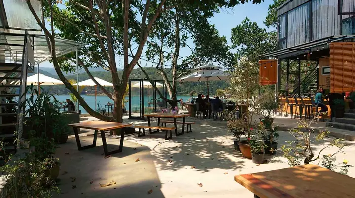 Gợi Ý Các Quán Cafe Gần Hồ Tuyền Lâm View Đẹp Cho Chuyến Đi Đà Lạt
