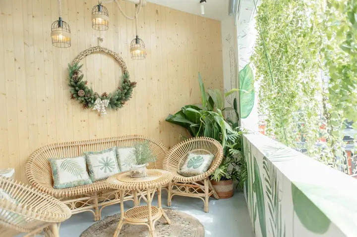 Tổng Hợp Quán Cafe Riêng Tư Ở Tân Phú: Top Địa Điểm Có Phòng Riêng Cho Cặp Đôi Và Nhóm
