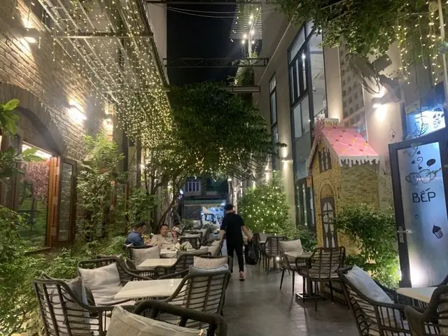 Tổng Hợp Quán Cafe Riêng Tư Ở Tân Phú: Top Địa Điểm Có Phòng Riêng Cho Cặp Đôi Và Nhóm
