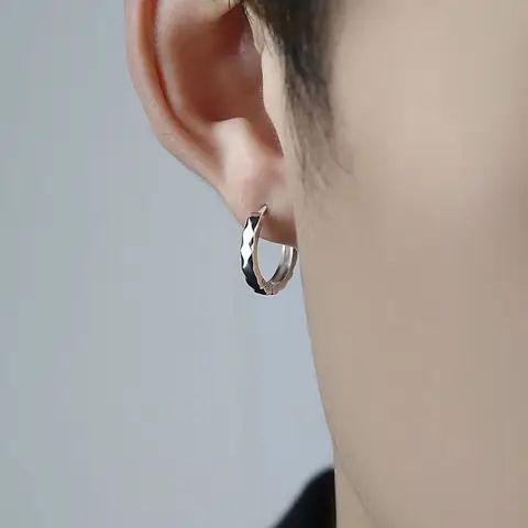 Top 10 Shop Bán Bông Tai Nam Uy Tín – Địa Chỉ, Mẫu Mã & Giá Tốt Nhất Cho Nam Trẻ Năng Động Top 10 Shop Bán Bông Tai Nam Uy Tín – Địa Chỉ, Mẫu Mã & Giá Tốt Nhất Cho Nam Trẻ Năng Động