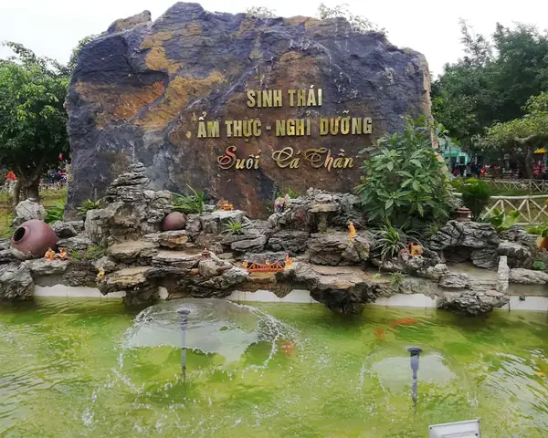 Khám Phá Suối Cá Thần Cẩm Lương Cẩm Thủy Thanh Hóa: Giới Thiệu, Vị Trí Và Kinh Nghiệm Du Lịch