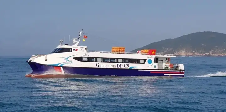 Hướng Dẫn Tàu Cánh Ngầm Ra Vũng Tàu: Lịch Trình, Giá Vé Và Kinh Nghiệm Đi Từ A-z Hướng Dẫn Tàu Cánh Ngầm Ra Vũng Tàu: Lịch Trình, Giá Vé Và Kinh Nghiệm Đi Từ A-z