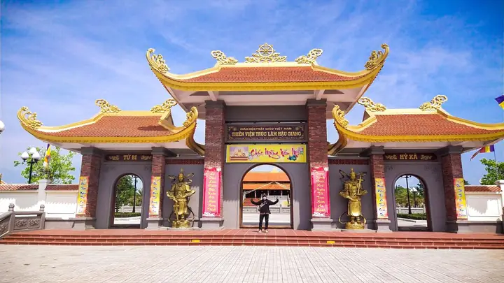 Thiền Viện Trúc Lâm Là Gì: Định Nghĩa Và Nguồn Gốc Dòng Thiền Việt Nam