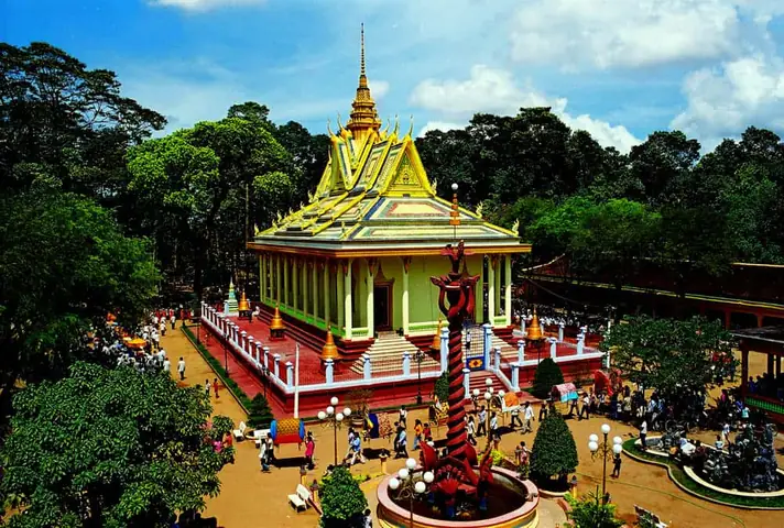 Khám Phá Trà Vinh Có Gì Nổi Tiếng: Địa Điểm, Ẩm Thực Và Văn Hóa Khmer Cho Người Lần Đầu Đến Khám Phá Trà Vinh Có Gì Nổi Tiếng: Địa Điểm, Ẩm Thực Và Văn Hóa Khmer Cho Người Lần Đầu Đến