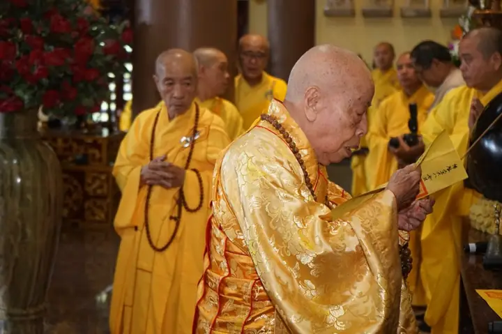 Ai Là Trụ Trì Chùa Linh Ứng Đà Nẵng Tại 3 Ngôi Chùa Nổi Tiếng? Ai Là Trụ Trì Chùa Linh Ứng Đà Nẵng Tại 3 Ngôi Chùa Nổi Tiếng?