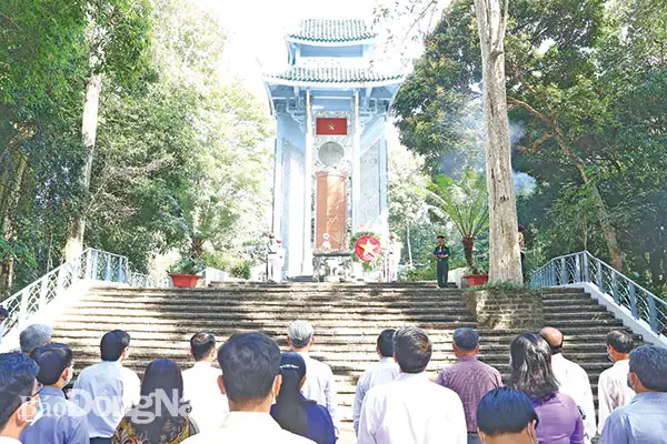 Tìm Hiểu Lịch Sử Trung Ương Cục Miền Nam Tại Đồng Nai: Căn Cứ Rừng Mã Đà Dành Cho Người Yêu Lịch Sử Tìm Hiểu Lịch Sử Trung Ương Cục Miền Nam Tại Đồng Nai: Căn Cứ Rừng Mã Đà Dành Cho Người Yêu Lịch Sử