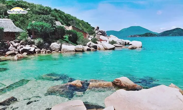 Hướng Dẫn Chi Tiết Cách Đi Từ Nha Trang Tới Vịnh Vân Phong – Lộ Trình, Phương Tiện Và Lưu Ý Cần Biết Hướng Dẫn Chi Tiết Cách Đi Từ Nha Trang Tới Vịnh Vân Phong – Lộ Trình, Phương Tiện Và Lưu Ý Cần Biết