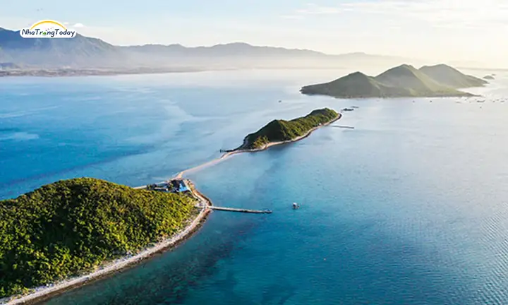 Hướng Dẫn Chi Tiết Cách Đi Từ Nha Trang Tới Vịnh Vân Phong – Lộ Trình, Phương Tiện Và Lưu Ý Cần Biết Hướng Dẫn Chi Tiết Cách Đi Từ Nha Trang Tới Vịnh Vân Phong – Lộ Trình, Phương Tiện Và Lưu Ý Cần Biết