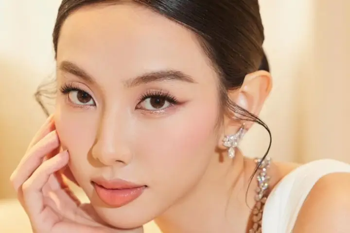 Giải Đáp Tướng Lông Mày Cao Hơn Tai Là Tốt Hay Xấu Theo Nhân Tướng Học Giải Đáp Tướng Lông Mày Cao Hơn Tai Là Tốt Hay Xấu Theo Nhân Tướng Học