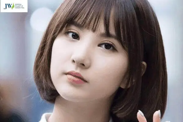 Giải Mã Tướng Mặt Cằm Chẻ Ở Phụ Nữ: Tốt Hay Xấu Và Ý Nghĩa Vận Mệnh Giải Mã Tướng Mặt Cằm Chẻ Ở Phụ Nữ: Tốt Hay Xấu Và Ý Nghĩa Vận Mệnh