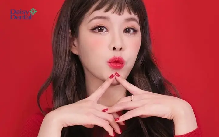 Môi Anh Đào Là Gì? Giải Mã Ý Nghĩa Tướng Số, Vận Mệnh Tốt Xấu Của Nam Và Nữ Môi Anh Đào Là Gì? Giải Mã Ý Nghĩa Tướng Số, Vận Mệnh Tốt Xấu Của Nam Và Nữ