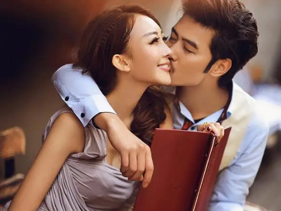 Nhận Diện Các Nét Tướng Phụ Nữ Được Chồng Cưng Chiều Theo Góc Nhìn Nhân Tướng Học