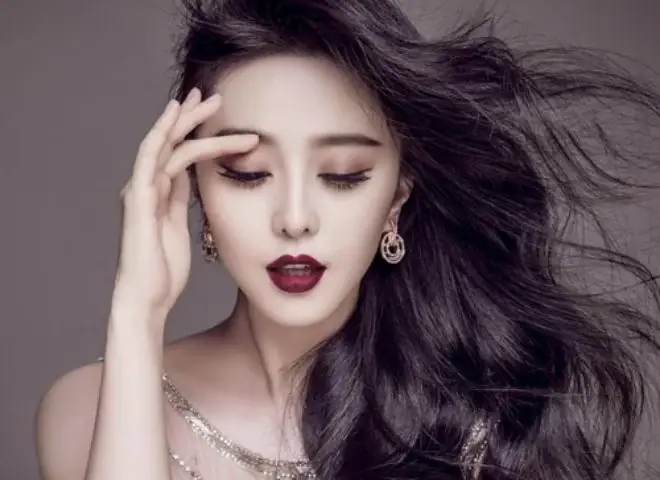 Tướng Phụ Nữ Không Được Nhờ Chồng Là Gì Và Những Nét Tướng Lận Đận Cần Biết