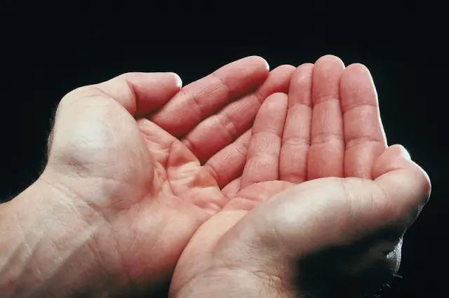 Nhận Biết Tướng Bàn Tay "hai Bàn Tay Trắng Núi Nợ" Và Dấu Hiệu Bàn Tay Báo Nợ Nần, Nghèo Khó Nhận Biết Tướng Bàn Tay "hai Bàn Tay Trắng Núi Nợ" Và Dấu Hiệu Bàn Tay Báo Nợ Nần, Nghèo Khó