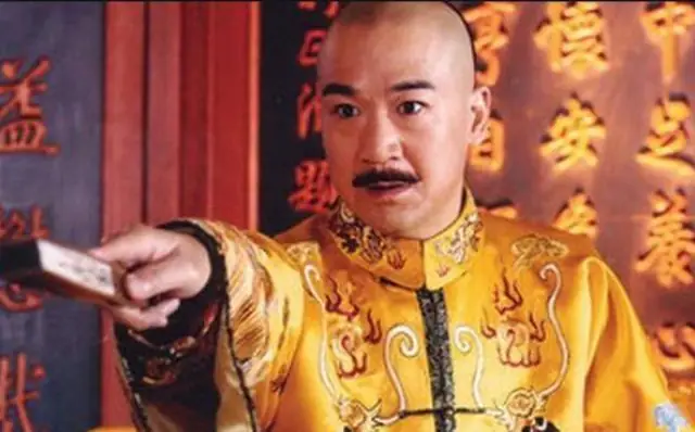 Phân Tích Tướng Số Người Nổi Tiếng: Dấu Hiệu Thành Công Của Tỷ Phú, Ngôi Sao & Bí Mật Các Bậc Thầy Lịch Sử