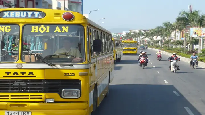 Tổng Hợp Các Tuyến Xe Buýt Từ Đà Nẵng Đi Hội An Cho Du Khách: Lộ Trình, Tần Suất Và Giá Vé
