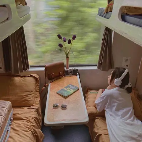 Hướng Dẫn Đặt Vé Tàu Hỏa Đi Ninh Thuận: Giá Vé, Lịch Chạy, Cách Mua Nhanh Và Mẹo Du Lịch Hướng Dẫn Đặt Vé Tàu Hỏa Đi Ninh Thuận: Giá Vé, Lịch Chạy, Cách Mua Nhanh Và Mẹo Du Lịch