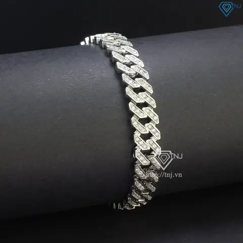 Khám Phá Vòng Tay Bạch Kim Cho Nam: Mẫu Mã, Giá Và Cách Chọn Mua Chuẩn Khám Phá Vòng Tay Bạch Kim Cho Nam: Mẫu Mã, Giá Và Cách Chọn Mua Chuẩn