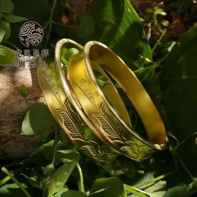 Vòng Tay Bằng Đồng Thau: Công Dụng, Cách Chọn Và Bảo Quản Để Tối Ưu Sức Khỏe Và Phong Thủy Vòng Tay Bằng Đồng Thau: Công Dụng, Cách Chọn Và Bảo Quản Để Tối Ưu Sức Khỏe Và Phong Thủy