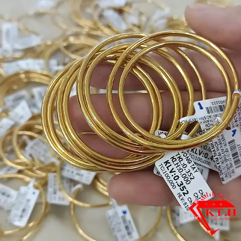 Gợi Ý Chọn Vòng Tay Cho Trẻ Sơ Sinh Theo Chất Liệu Và Mẫu Mã Phù Hợp Gợi Ý Chọn Vòng Tay Cho Trẻ Sơ Sinh Theo Chất Liệu Và Mẫu Mã Phù Hợp