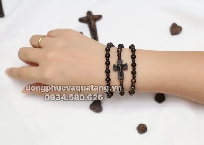 Tổng Hợp Các Mẫu Vòng Tay Công Giáo Cho Nam Đẹp Và Ý Nghĩa Tổng Hợp Các Mẫu Vòng Tay Công Giáo Cho Nam Đẹp Và Ý Nghĩa