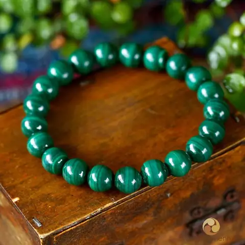 Khám Phá Vòng Tay Đá Lông Công (malachite): Ý Nghĩa Phong Thủy, Hợp Mệnh Và Lựa Chọn Sản Phẩm
