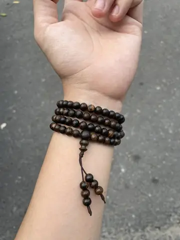 Vòng Tay 108 Hạt Gỗ: Ý Nghĩa, Cách Chọn Size Và Mua Hàng Thông Minh Vòng Tay 108 Hạt Gỗ: Ý Nghĩa, Cách Chọn Size Và Mua Hàng Thông Minh